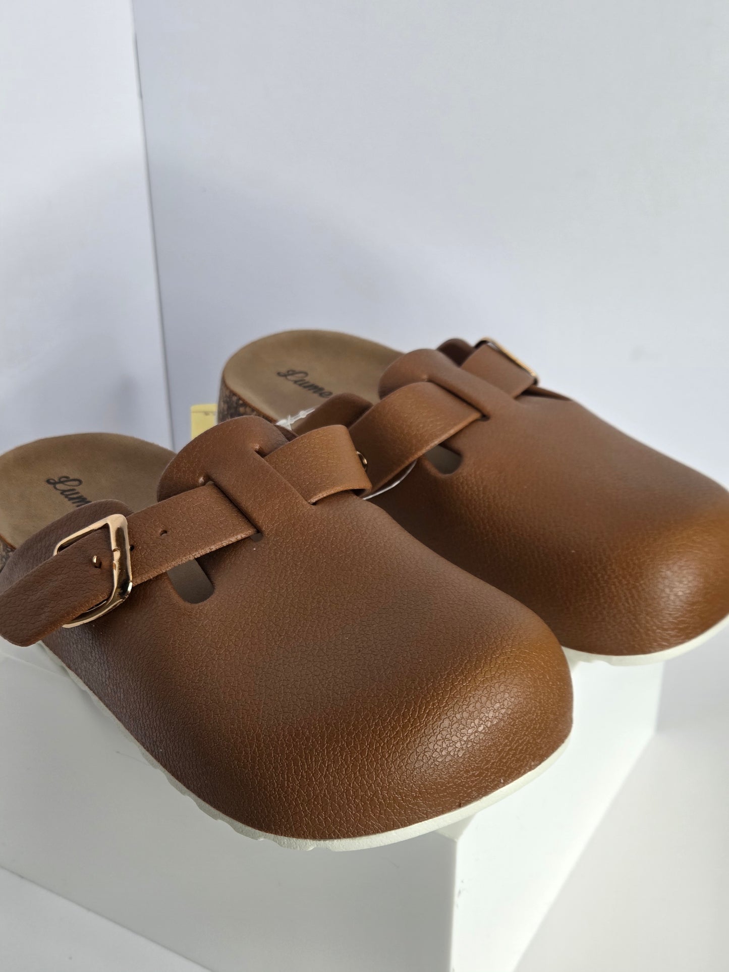 Pu leather slip on