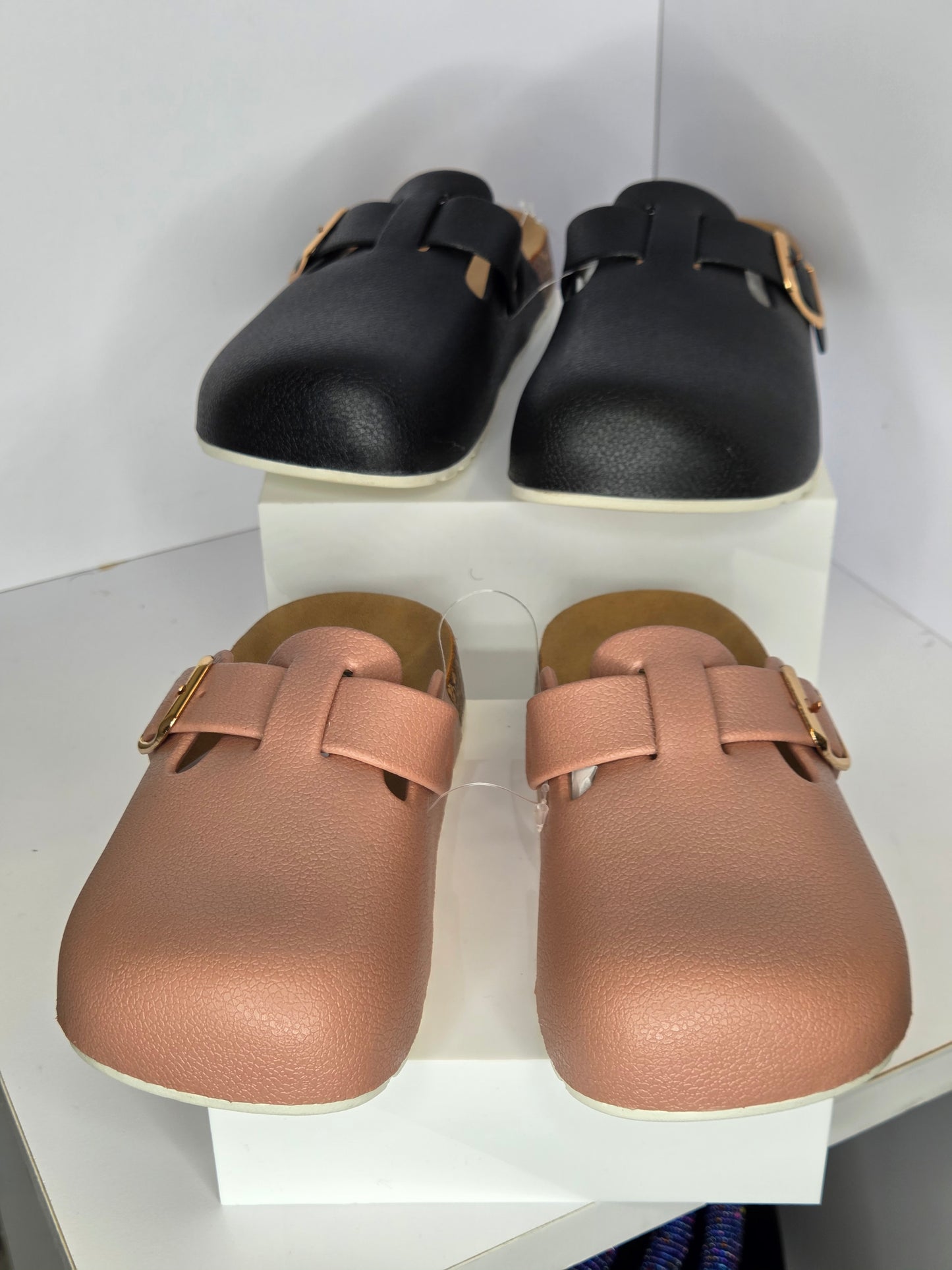 Pu leather slip on